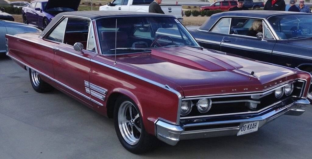 66 Chrysler 300 Right Front 3.jpg