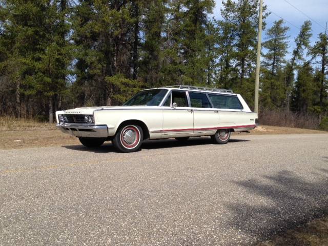 66 Chrysler Wagon.JPG