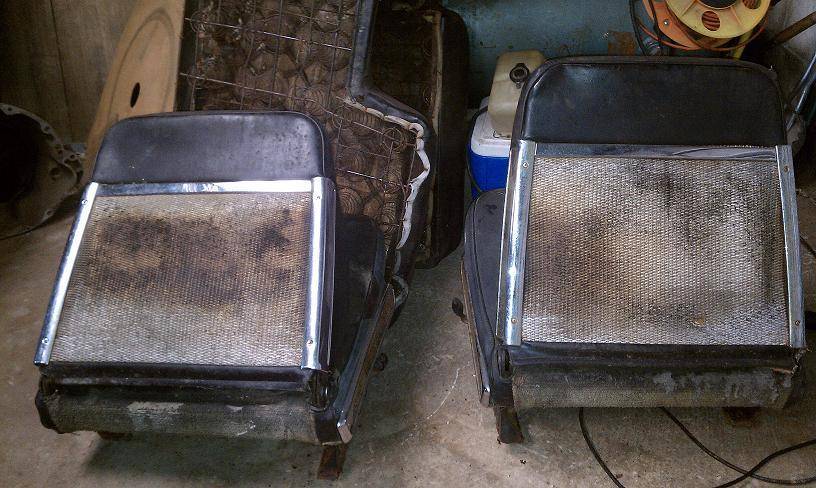 66 fury seats 001.jpg