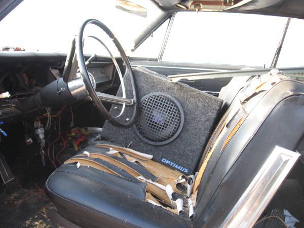 67-20newport-20interior-20front_zpsonayv0kn-jpg.jpg