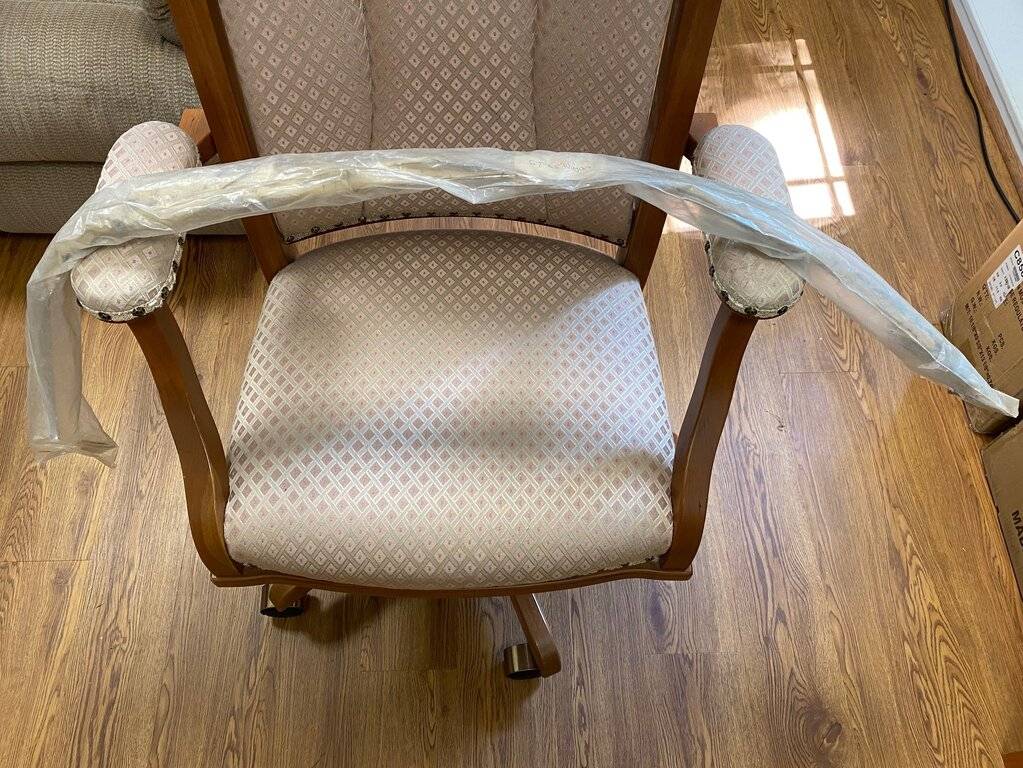 67-68 Fury Wagon Right Rear 2807938.jpg