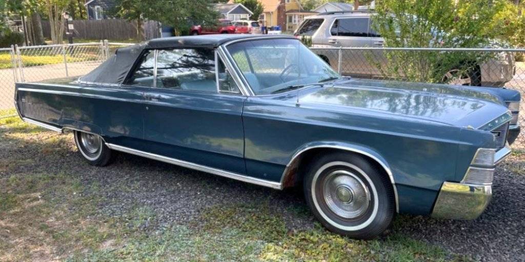 67ChryslerNewportConvNJb.jpg.51ba3385f3d4e788c10723cdd3c0bfbd.jpg