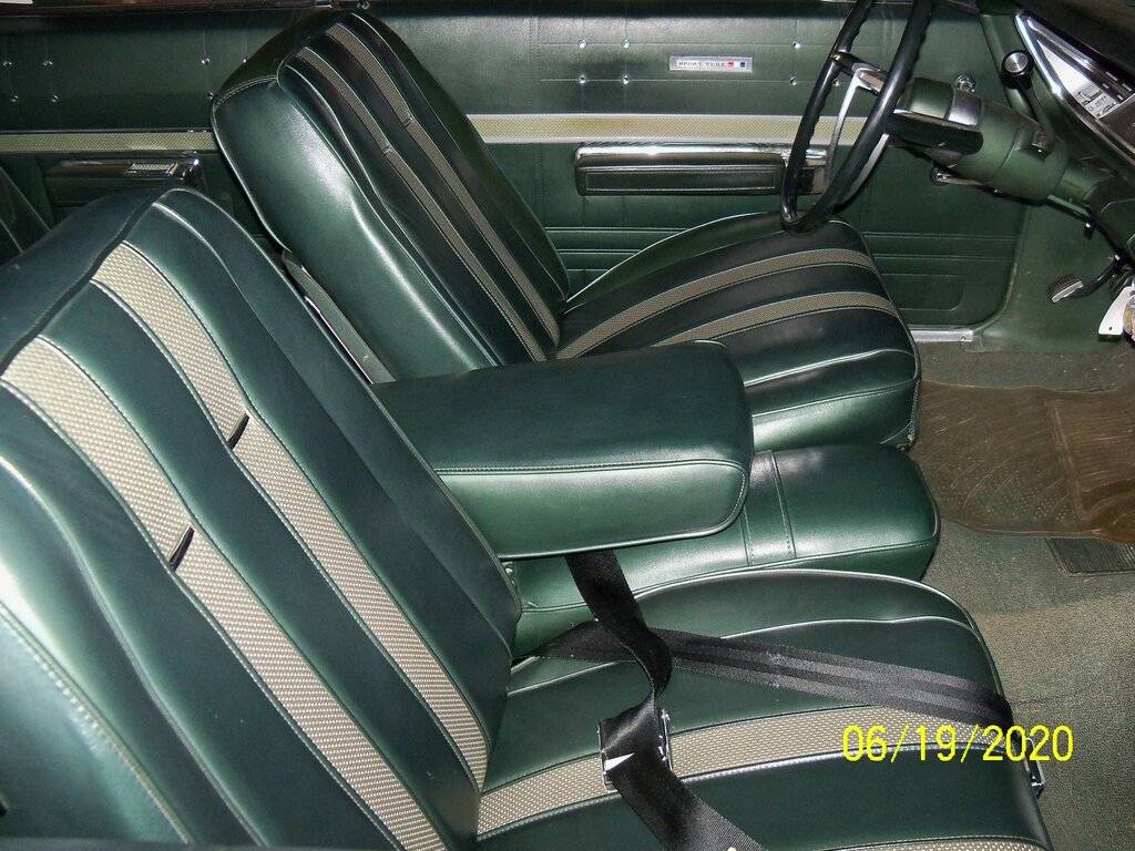 68 Green Sport Fury Front Seats.JPG