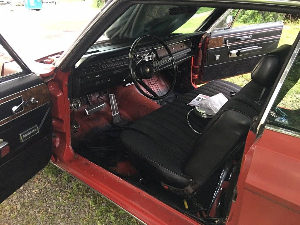 68 New Yorker-my interior00.jpg