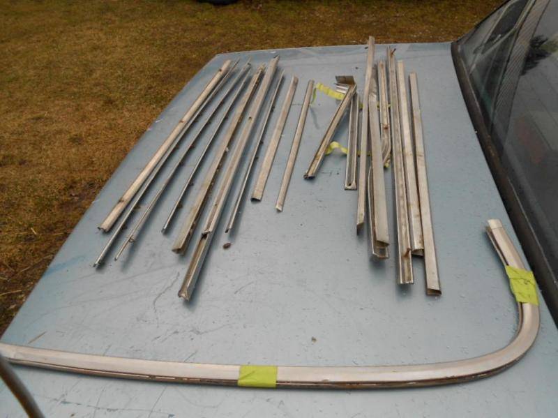 68 newport 4 door trim5.jpg