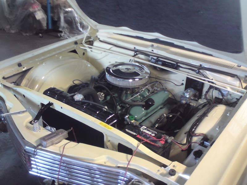 68 Newport engine 2.JPG
