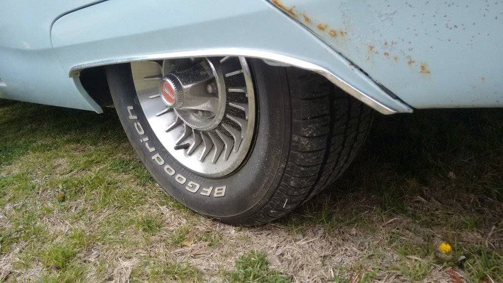 68 Plymouth Fury lll, 2dr, orig 383 motor, VGUC, runs great, mopar fans look!!.007.jpg