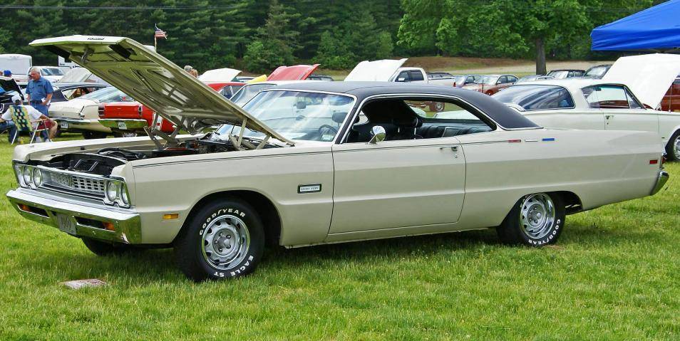 69 Sport Fury side_edited-1.jpg