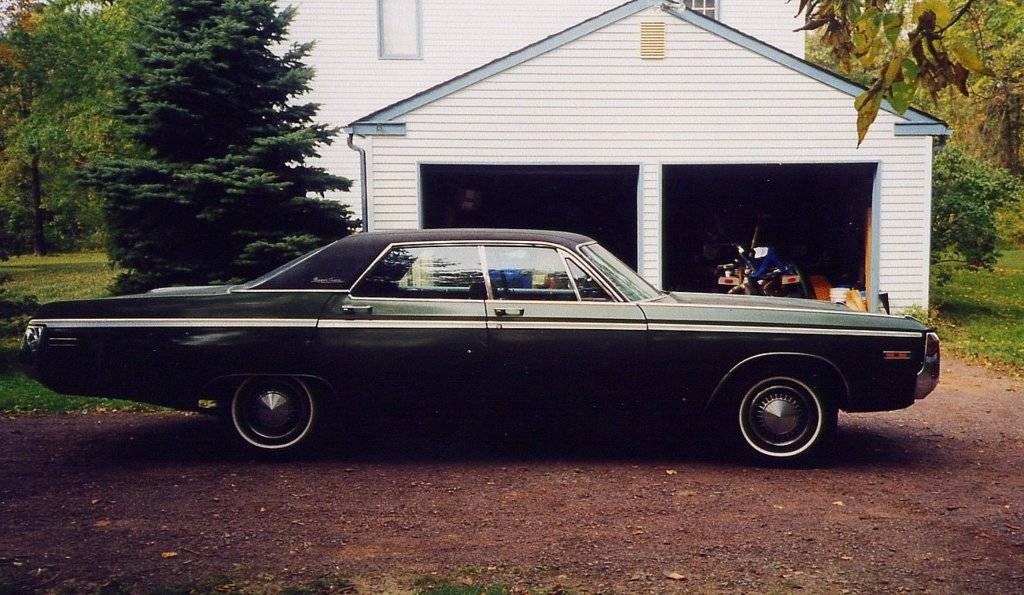 70 Newpt Custom 4.JPG