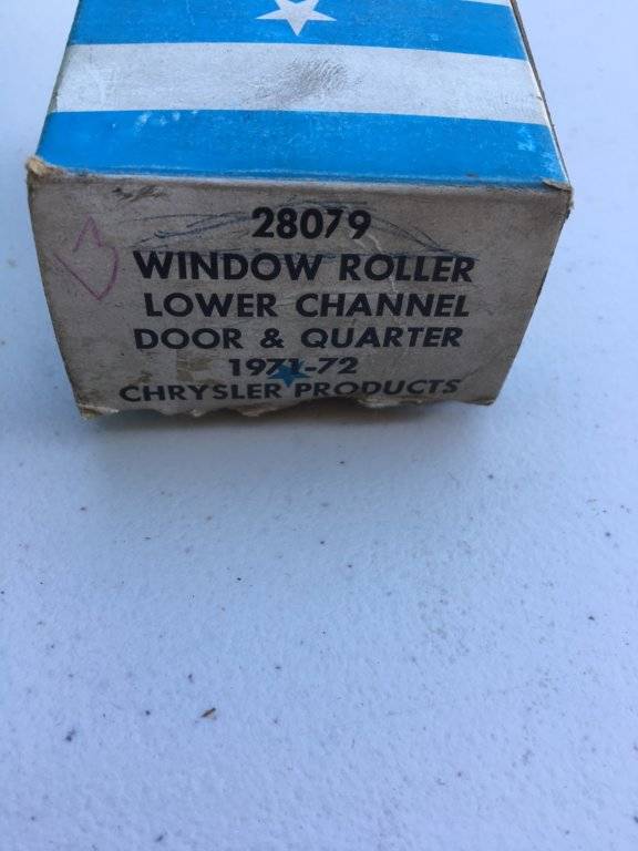 71 72 window roller box.JPG