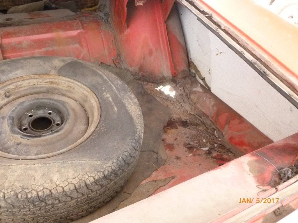 '71 Chrysler 300 Jan 4_2017 (11).JPG