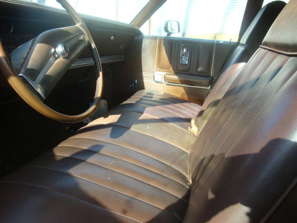 71 T&C interior.JPG