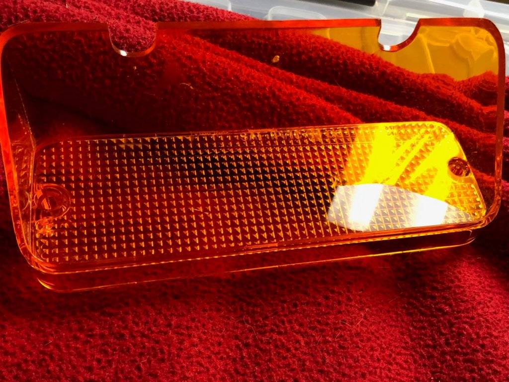 72 chrys  amber lens 1.jpg