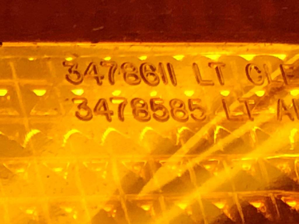 72 chrys newpt LH park lens 3478585.jpg