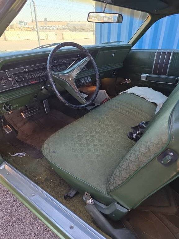 72 Newport Royal 3.jpg