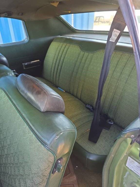 72 Newport Royal 4.jpg