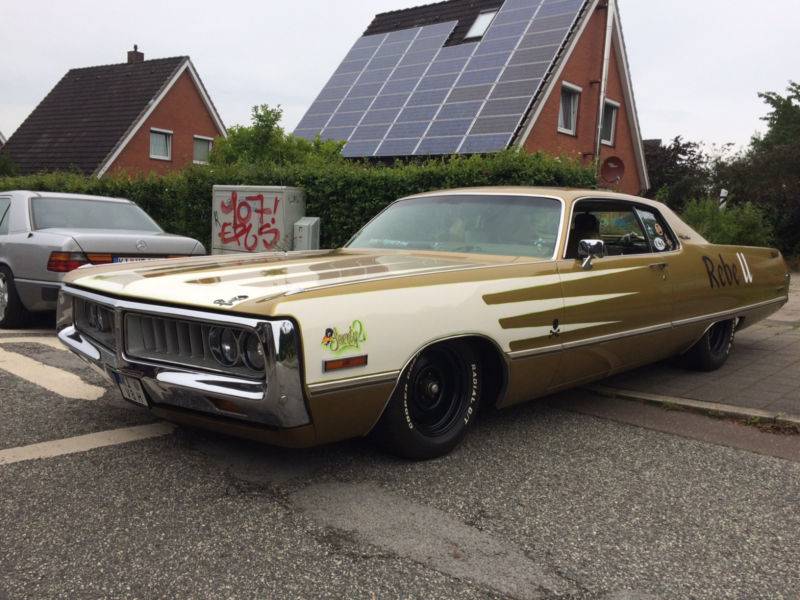 72er_Chrysler_Newport_2dr_HT_FOR_SALE_26900.jpg
