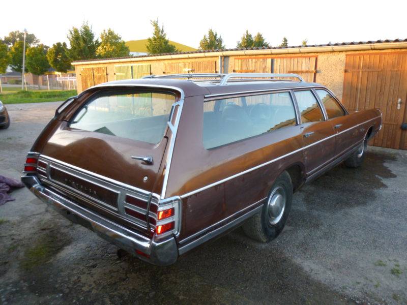 72er_Chrysler_TownCountry_FOR_SALE_7850.jpg