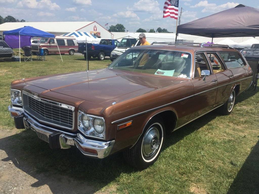 73 Polara Wagon @ Carlisle.jpg