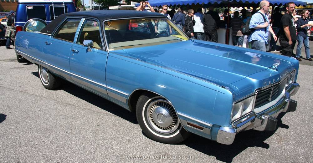 73er_Chrysler_NewYorker_Sedan.jpg