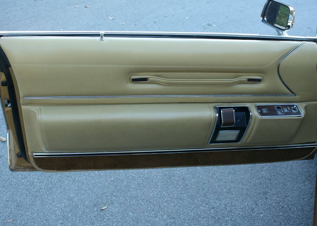 75%20Chrysler%20Imperial%20Gold000034_zpsppzggfwt.jpg