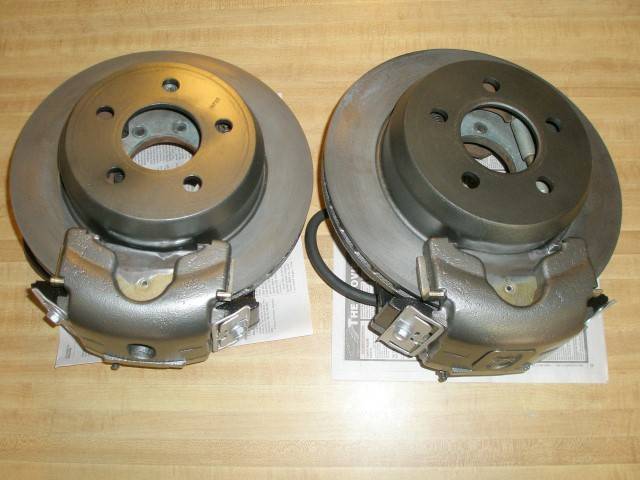 75 Imperial REAR Disc Brakes 021 (Small).JPG
