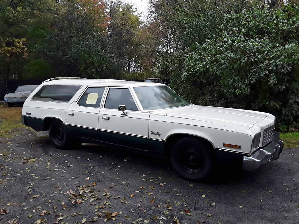 76 gran fury custom sub 1.jpg