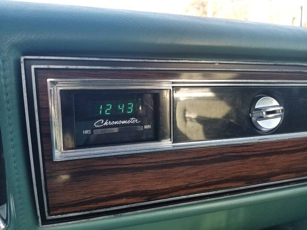 79 Chronometer clock.jpg