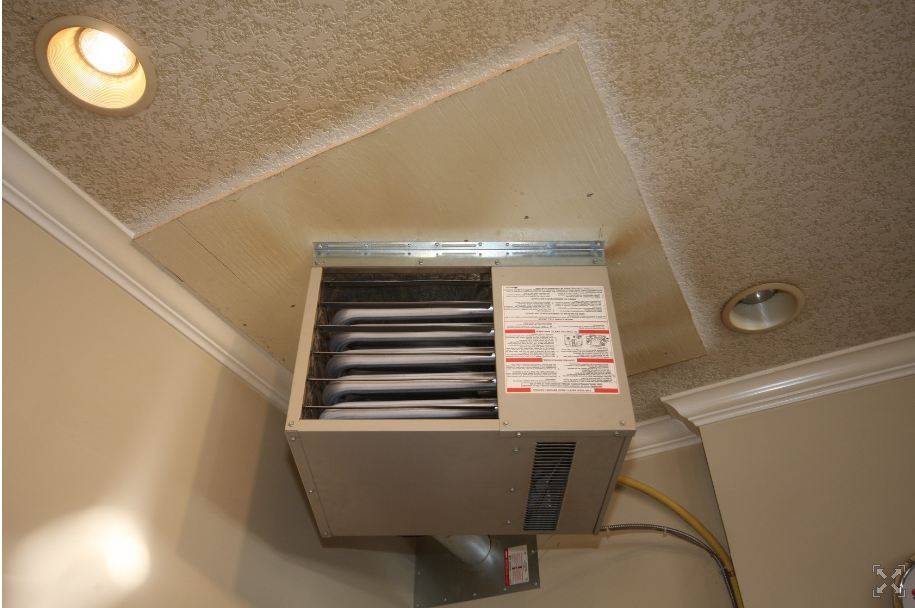 79 - Garage Furnace.JPG