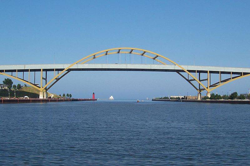 800px-Hoan_Bridge.jpg