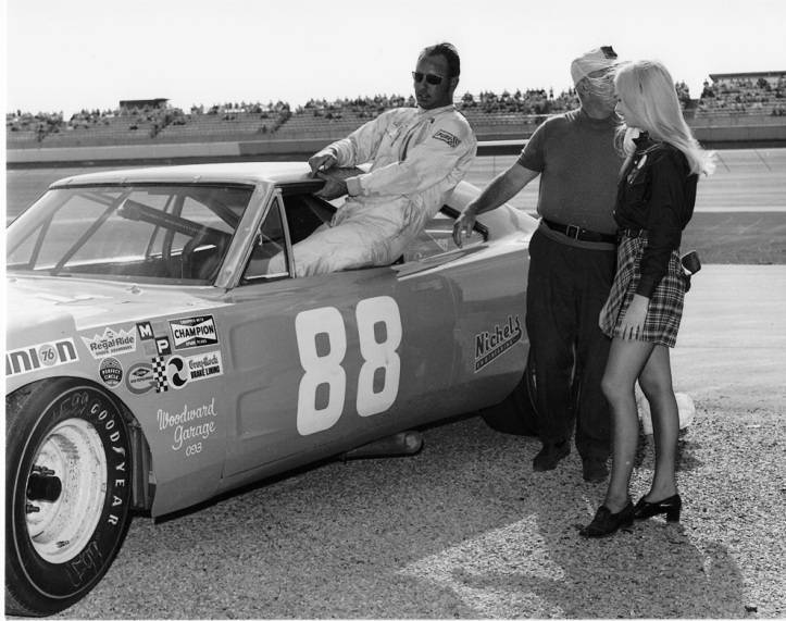 88-   talladega race nichels chrysler engineering dodge charger daytona.jpg
