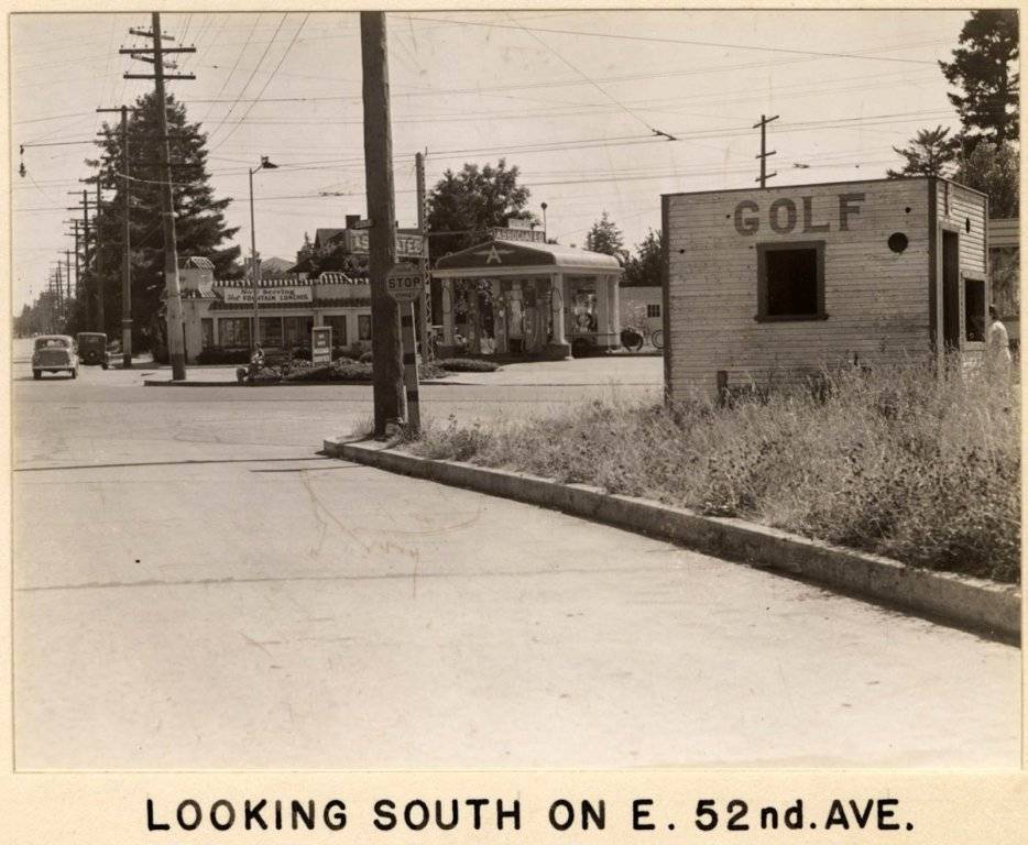 a2005-001-202-se-foster-rd-from-52nd-ave-looking-south-1937.jpg