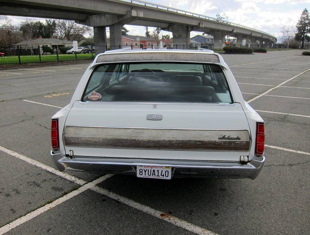 Ambassador_1972_Brougham_wagon_005.jpg