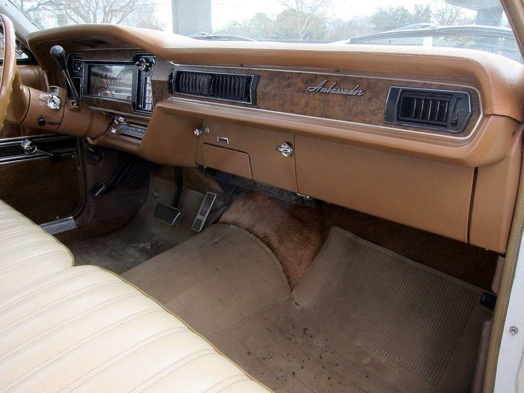 Ambassador_1972_Brougham_wagon_012.jpg