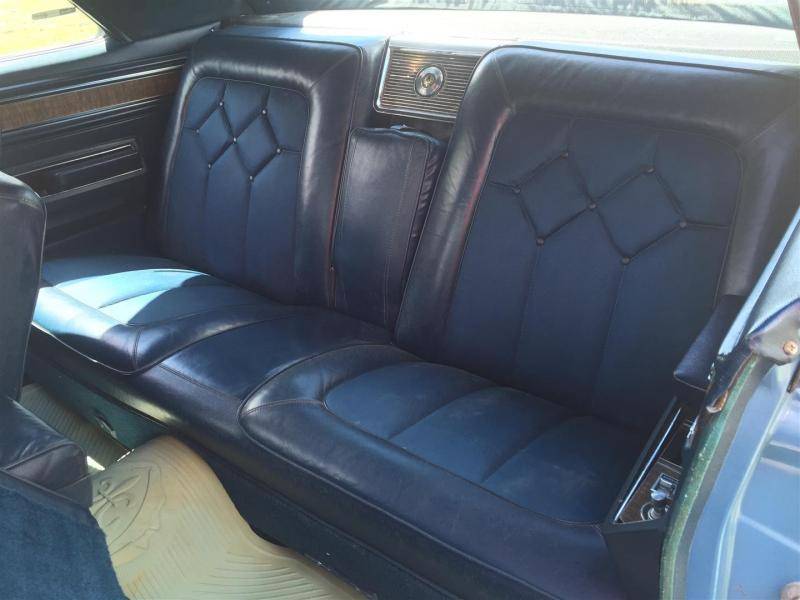 Back seat1 (Large).jpg