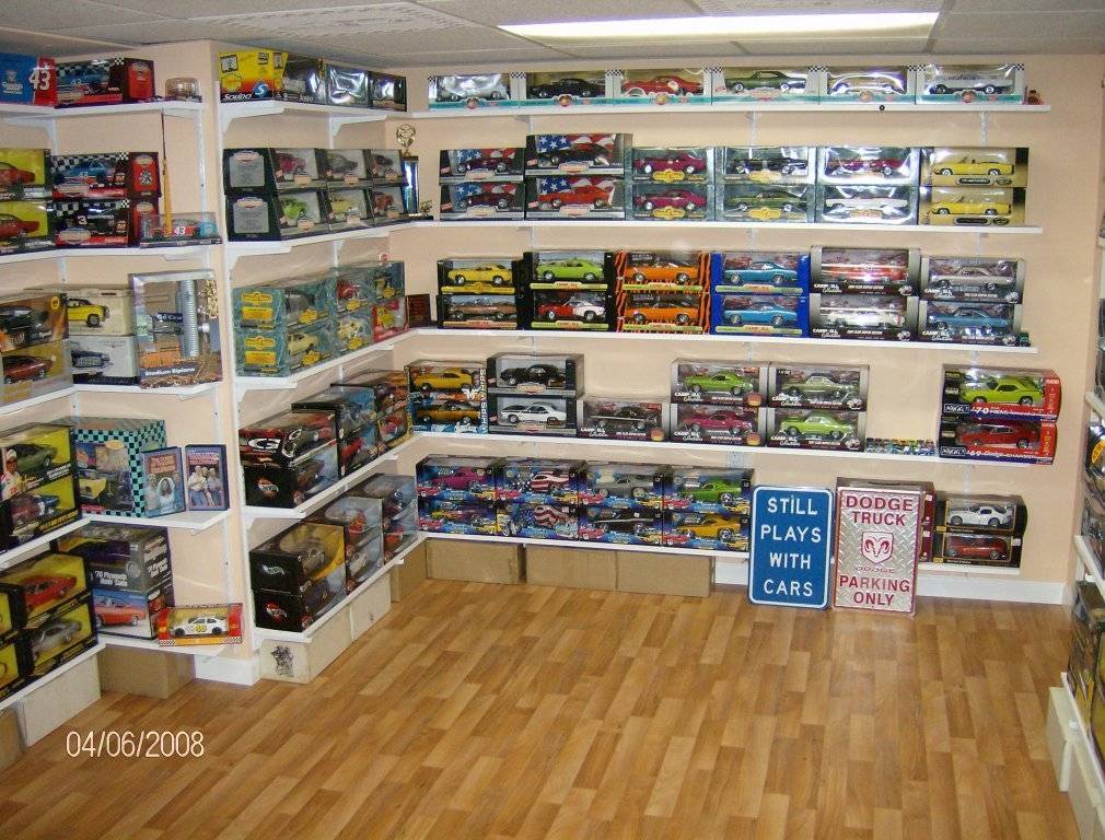 Basement pictures-cars 003.jpg