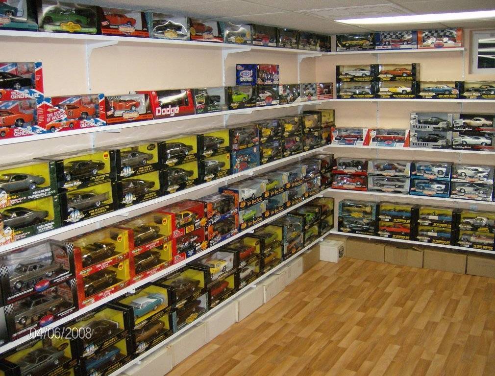 Basement pictures-cars 004.jpg