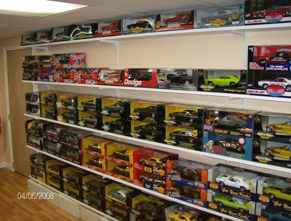 Basement pictures-cars 005.jpg