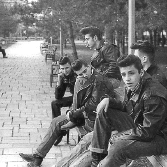 bb11055227e4c210d267adb14c88d88b--teddy-boys-teddy-girl.jpg