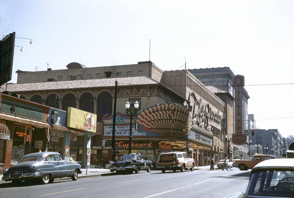 broadway-theater-1959-jpg.jpg