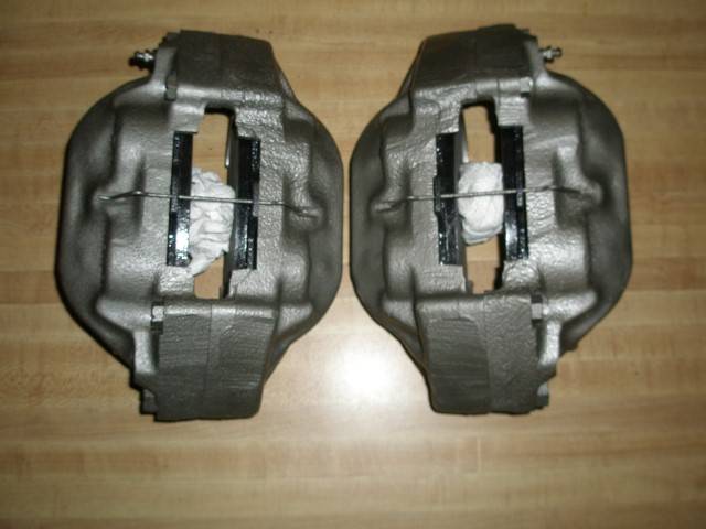 BUDD CALIPERS 2nd Pair 004 (Small).JPG