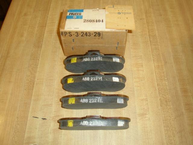 BUDD Disc Brake Pads 003 (Small).JPG