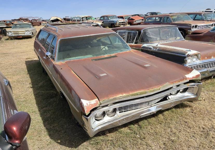 For Sale Scott City , KS car guy selling out For C Bodies Only