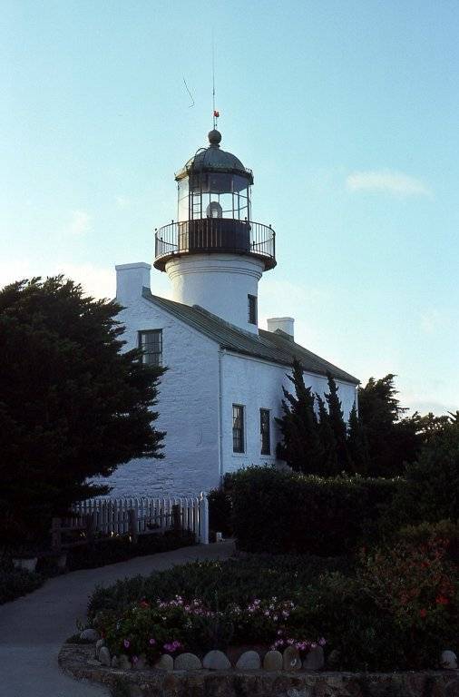 Cabrillo_Point_01.jpg