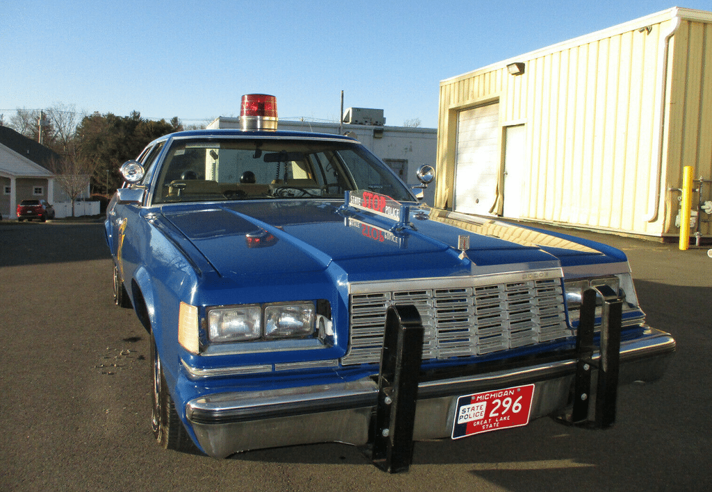 1980 Michigan State Police Car (RBody Tribute) For C Bodies Only