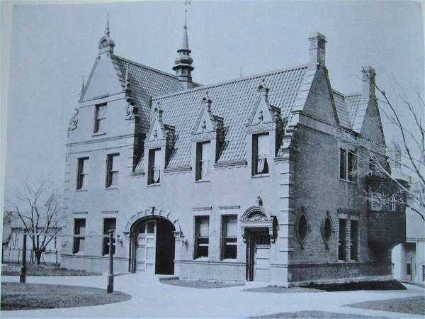 Carriage House 1890.JPG