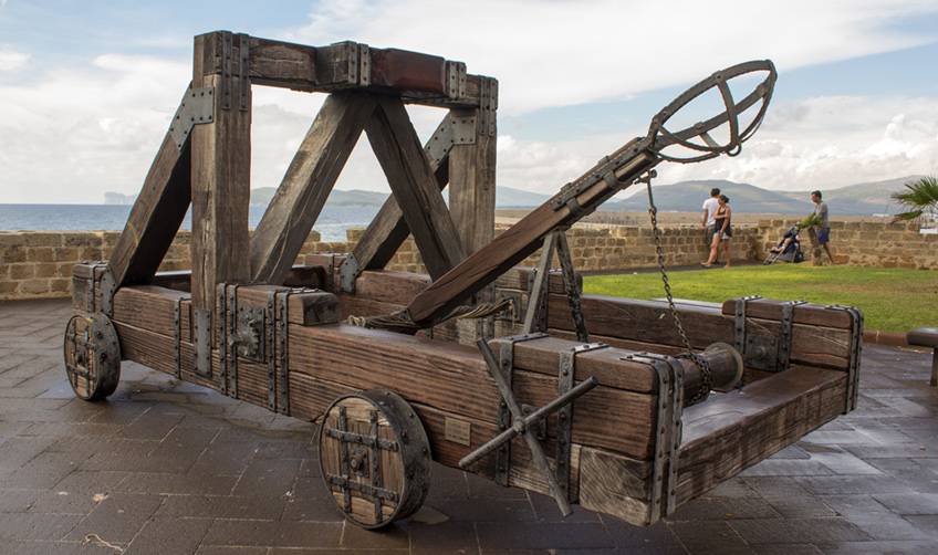 catapults_mangonel.jpg