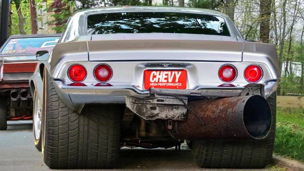 CHEVY.CAMARO.BIG.TIRES.&.EXHAUST.jpg