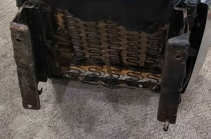 Chrysler bucket seat.JPG