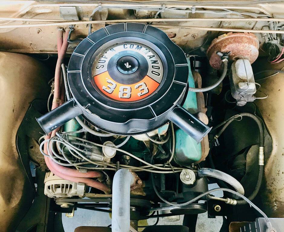 Chrysler Engine1.jpg